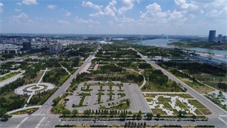 標題：鄂爾多斯站立的文字文化主題公園
瀏覽次數：1790
發(fā)表時(shí)間：2020-10-16